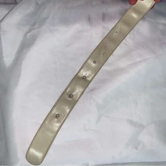authentic GUCCI 75cm (size SM / MED) cream leather belt w/gold/silver GG buckle - Picture 7 of 12